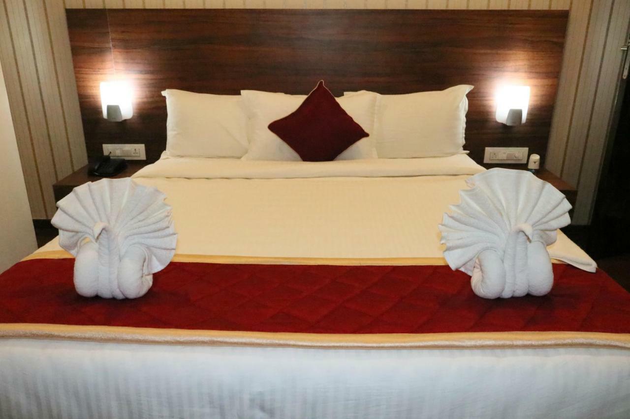 Hotel Passport Inn Yelahanka Exterior photo